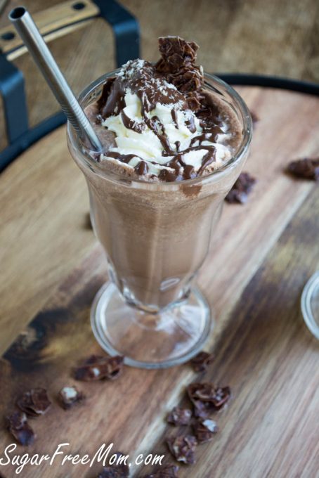 Sugar-Free & Dairy Free Chocolate Coconut MilkShake