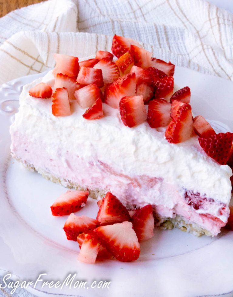 Low Carb No-Bake Strawberry Cream Pie (Keto, Nut Free)