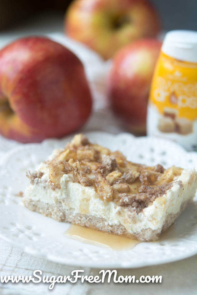 Low Carb Apple Cheesecake Bars