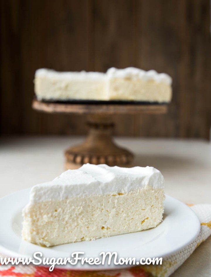 Low Carb Sugar Free Cheesecake Recipe (Keto, Gluten Free)