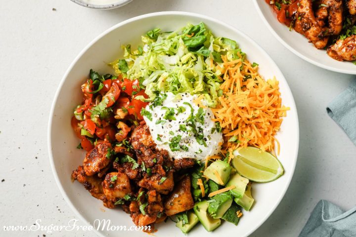 Low Carb Keto Copycat Chipotle Chicken Bowl Recipe